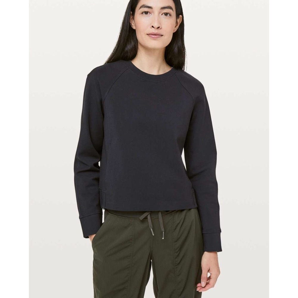Lululemon On Track Crew Sweatshirt Size 8 Black Pullover Athleisure Sporty